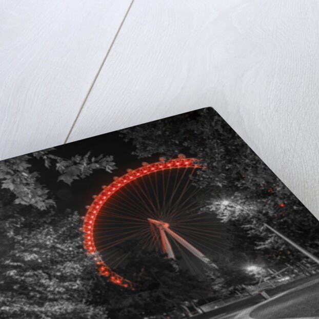 London eye at night by Assaf Frank